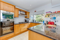 252. 33 Twentywell Rd S17 4PU