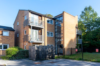 273. 2 The Beeches Bank S2 3RL