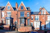 314. 124 Hunter House Rd S11 8TY