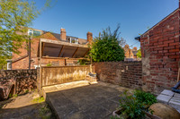 123. 56 Bowood Rd S11 8YD
