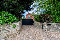 145. The Rectory , Top Rd S44 5AF