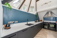 147. 9 Riverdale 343 Fulwood Rd S10 3BQ