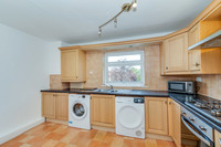 151. 16 Psalter Lane S11 8YN
