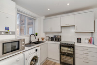 210. 37 Tadcaster Rd S8 0RA