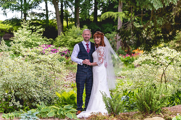 Whirlow-Brook-Hall-Wedding-Photography0110