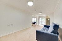 202. 26 Fitzwiliam Crt S11 9GE